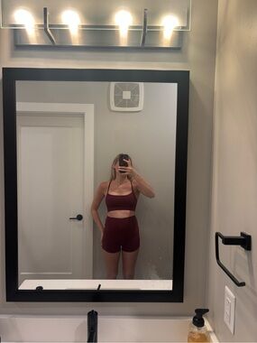 Burgundy Two-Piece Active Set